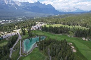 Silvertip 18th Green Mountains